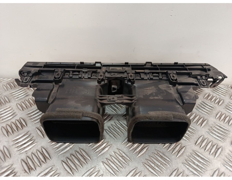 Recambio de rejilla aireadora para toyota c-hr (_x1_) 1.8 hybrid (zyx10_, zyx11_) referencia OEM IAM 55670F4010  
