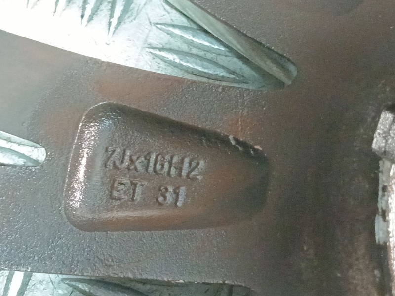 Recambio de llanta para fiat bravo ii (198_) 1.9 d multijet (198axb1a) referencia OEM IAM 735453764  