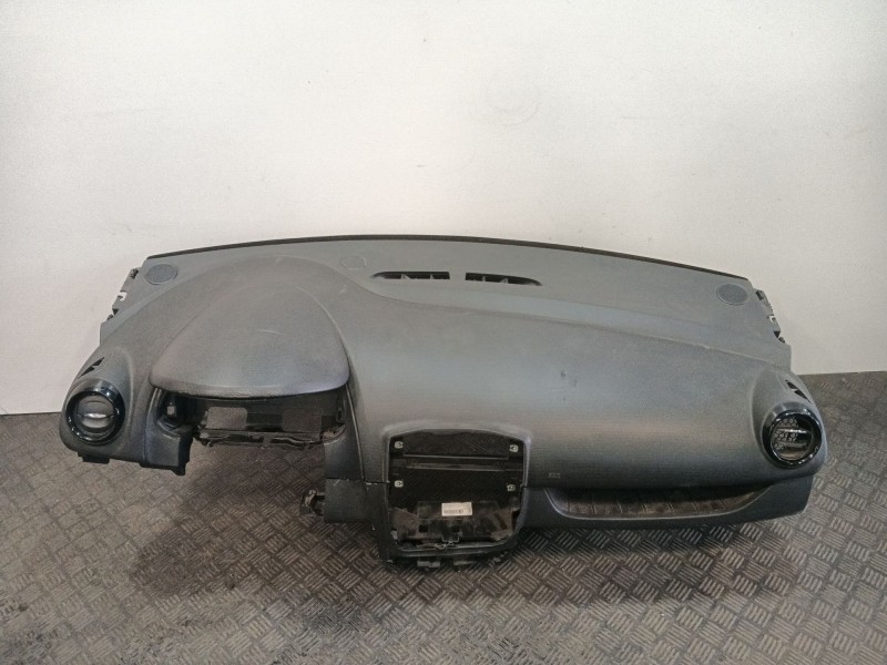 Recambio de salpicadero para renault clio iv (bh_) 1.5 dci 75 referencia OEM IAM 682000184R  