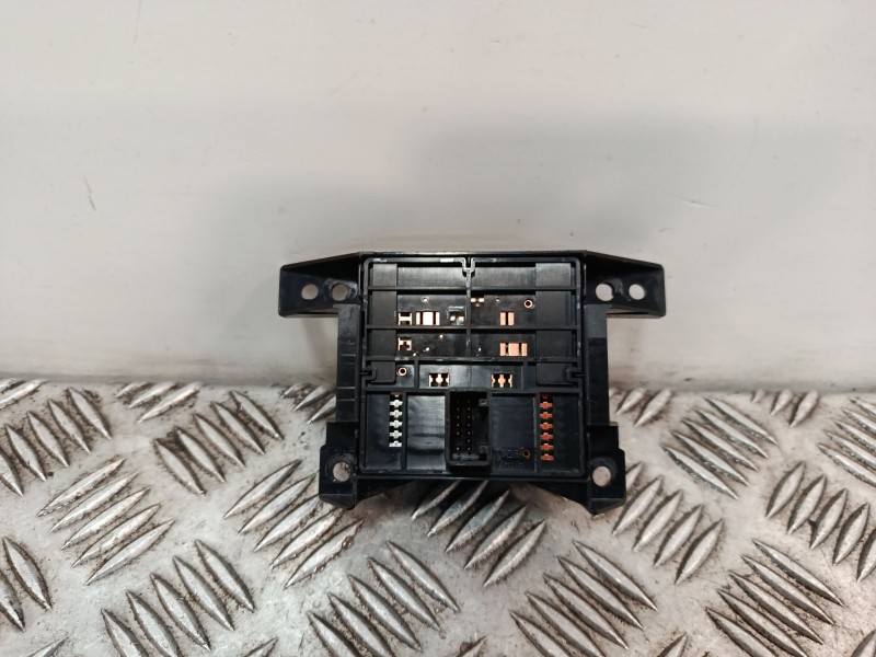Recambio de mando multifuncion para toyota c-hr (_x1_) 1.8 hybrid (zyx10_, zyx11_) referencia OEM IAM 75H571  