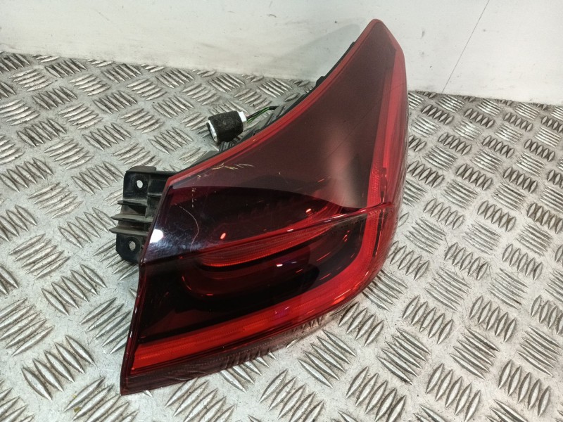 Recambio de piloto trasero derecho para kia xceed (cd) 1.5 t-gdi mhev referencia OEM IAM 92402J7350 J792432210 