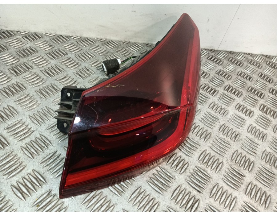 Recambio de piloto trasero derecho para kia xceed (cd) 1.5 t-gdi mhev referencia OEM IAM 92402J7350 J792432210 