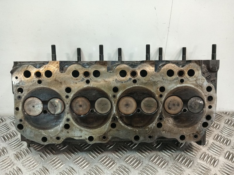 Recambio de culata para nissan trade 100 referencia OEM IAM 69T42  