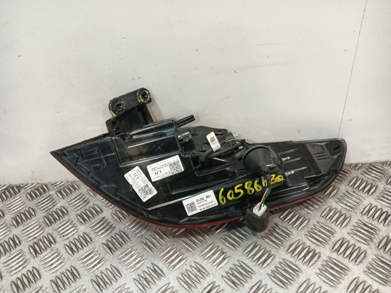 Recambio de piloto trasero izquierdo para kia xceed (cd) 1.5 t-gdi mhev referencia OEM IAM 92403J7350 92401J7350 