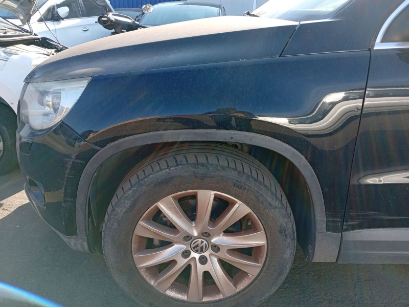 Recambio de aleta delantera izquierda para volkswagen tiguan (5n_) 1.4 tsi 4motion referencia OEM IAM 5N0821105A  