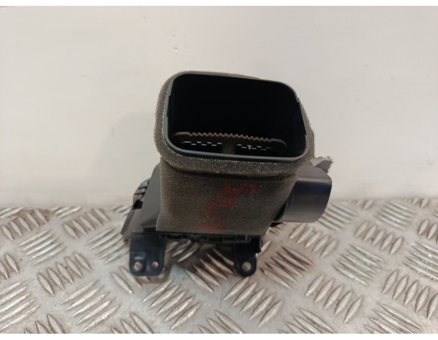 Recambio de rejilla aireadora para toyota c-hr (_x1_) 1.8 hybrid (zyx10_, zyx11_) referencia OEM IAM 55660F4010  