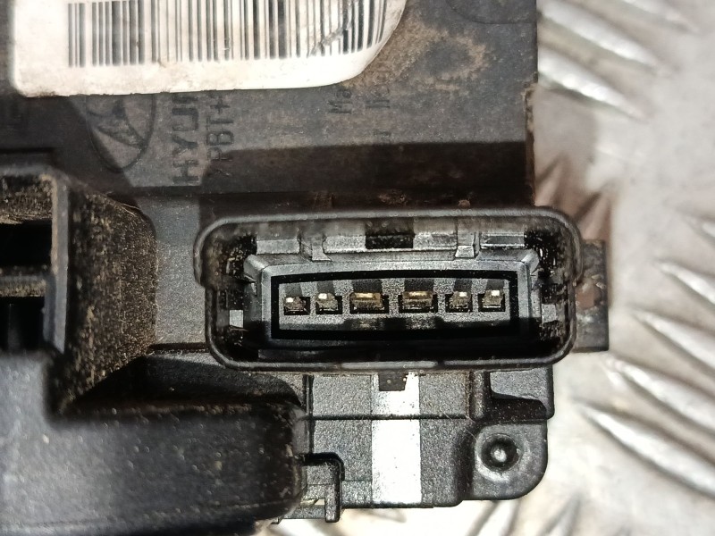Recambio de cerradura puerta delantera izquierda para hyundai i30 (fd) 1.4 referencia OEM IAM A045035  