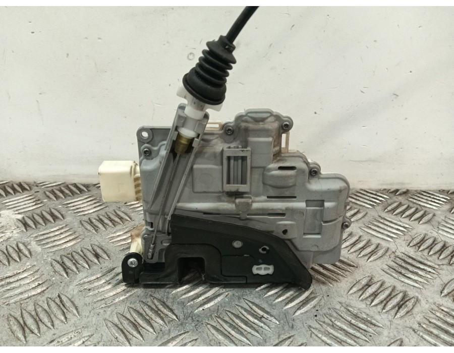 Recambio de cerradura puerta delantera derecha para volkswagen tiguan (5n_) 1.4 tsi 4motion referencia OEM IAM 3C1837016B 3C1837