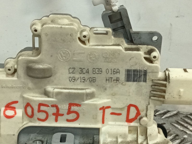 Recambio de cerradura puerta trasera derecha para volkswagen tiguan (5n_) 1.4 tsi 4motion referencia OEM IAM 3C4839016B 3C483901
