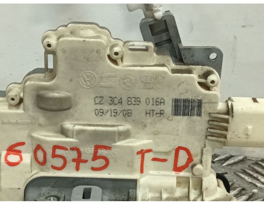 Recambio de cerradura puerta trasera derecha para volkswagen tiguan (5n_) 1.4 tsi 4motion referencia OEM IAM 3C4839016B 3C483901