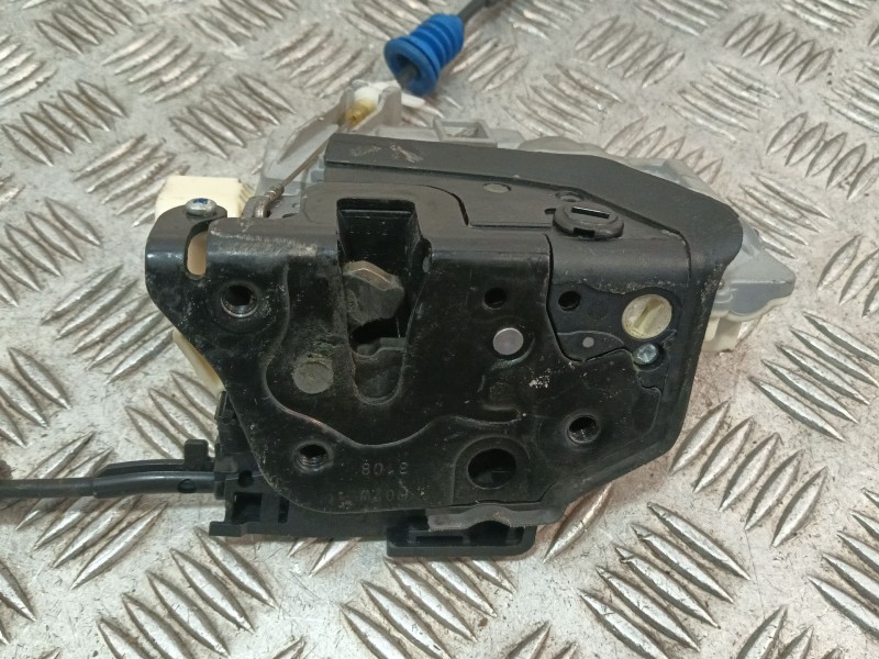 Recambio de cerradura puerta trasera derecha para volkswagen tiguan (5n_) 1.4 tsi 4motion referencia OEM IAM 3C4839016B 3C483901