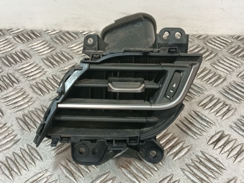 Recambio de rejilla aireadora para toyota c-hr (_x1_) 1.8 hybrid (zyx10_, zyx11_) referencia OEM IAM 55650F4010  