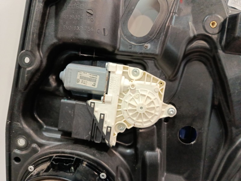 Recambio de elevalunas trasero derecho para volkswagen tiguan (5n_) 1.4 tsi 4motion referencia OEM IAM 5N0839462A 5N0839730F 5N0