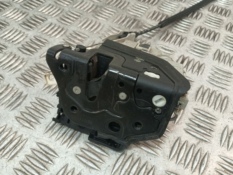 Recambio de cerradura puerta delantera derecha para seat leon (1p1) referencia OEM IAM 1P1837016B  