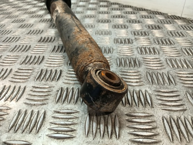 Recambio de amortiguador trasero para audi a4 allroad quattro (8k) referencia OEM IAM 8K0513035AC  