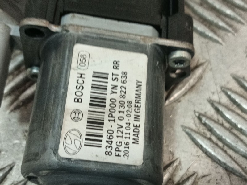 Recambio de motor elevalunas trasero derecho para hyundai ix20 (jc) 1.4 referencia OEM IAM 834601P000 0130822638 