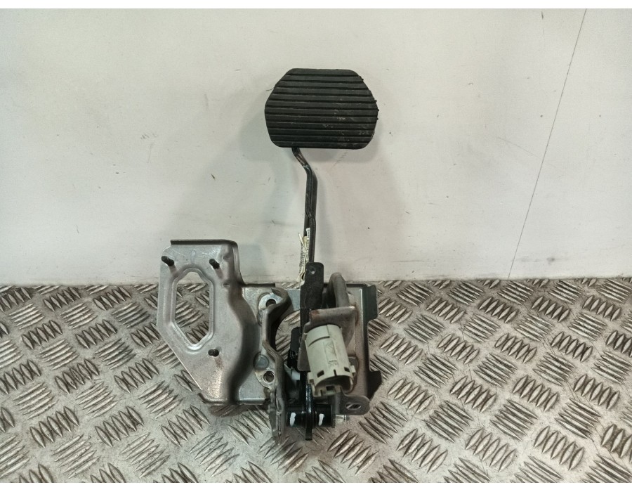 Recambio de pedal freno para opel crossland x / crossland (p17, p2qo) 1.2 (75) referencia OEM IAM 9683292480 84PLCL 