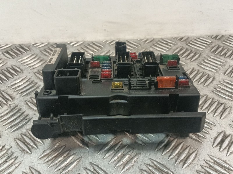 Recambio de caja reles / fusibles para peugeot 307 (3a/c) 2.0 hdi 90 referencia OEM IAM 9650664080  