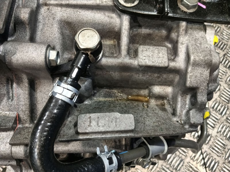 Recambio de caja cambios para toyota yaris (_p13_) 1.5 hybrid (nhp130_) referencia OEM IAM 1LM  