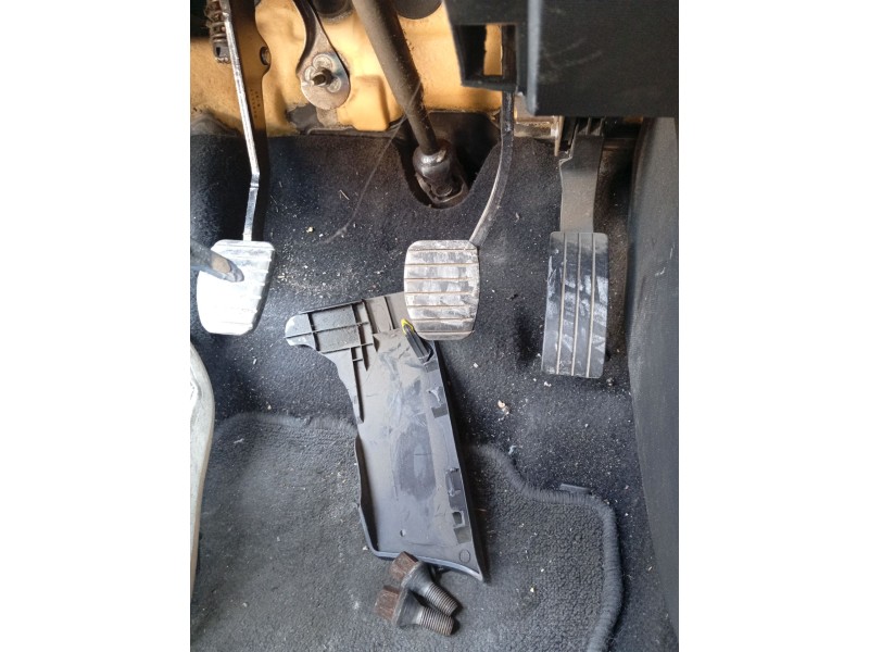 Recambio de pedal acelerador para renault captur i (j5_, h5_) 1.5 dci 90 referencia OEM IAM 180029347R  
