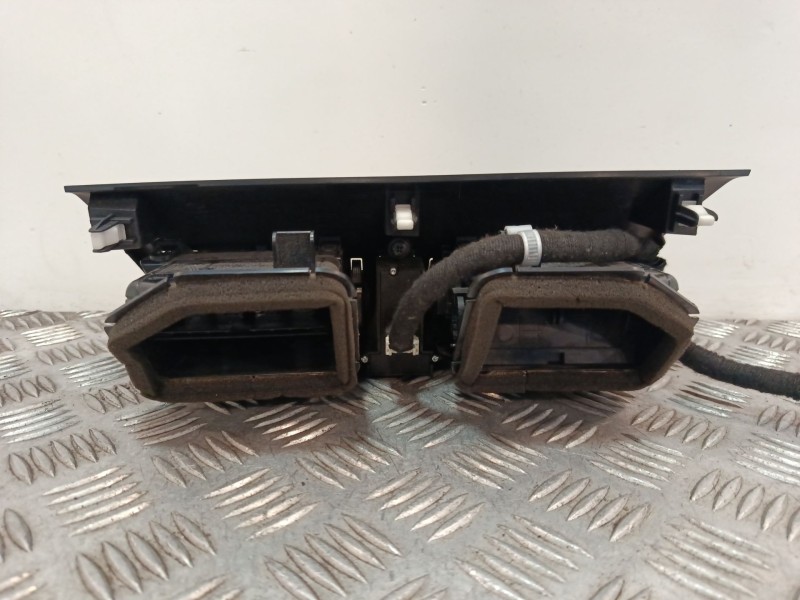 Recambio de rejilla aireadora para mazda 3 lim. (bl) referencia OEM IAM BBP355211  