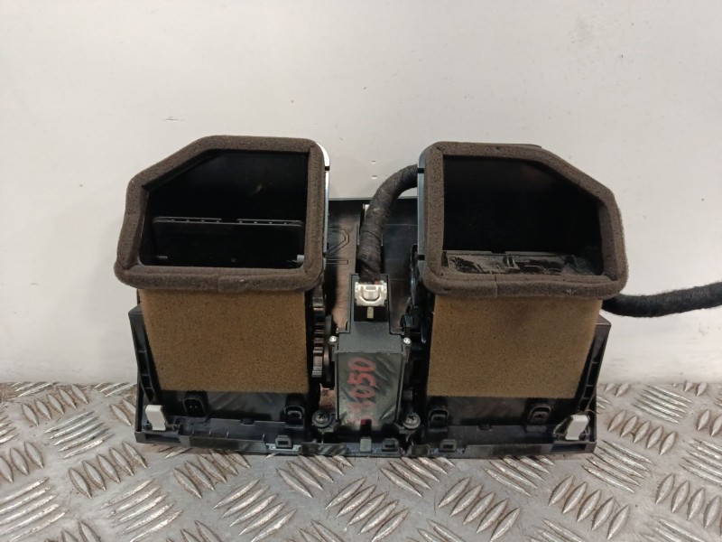 Recambio de rejilla aireadora para mazda 3 lim. (bl) referencia OEM IAM BBP355211  