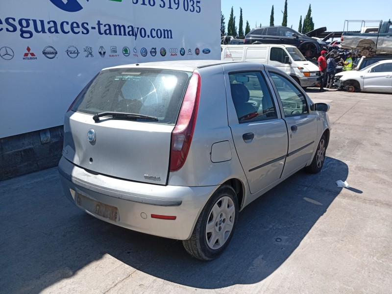 fiat punto (188_) del año 2005