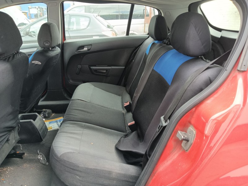 opel astra h (a04) del año 2006