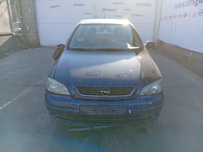 opel astra g sedán (t98) del año 2001