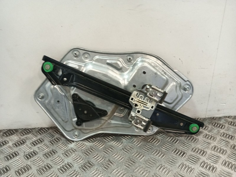 Recambio de elevalunas delantero derecho para skoda yeti (5l) 1.2 tsi referencia OEM IAM 5L0837402 5L0837462 8K0959812