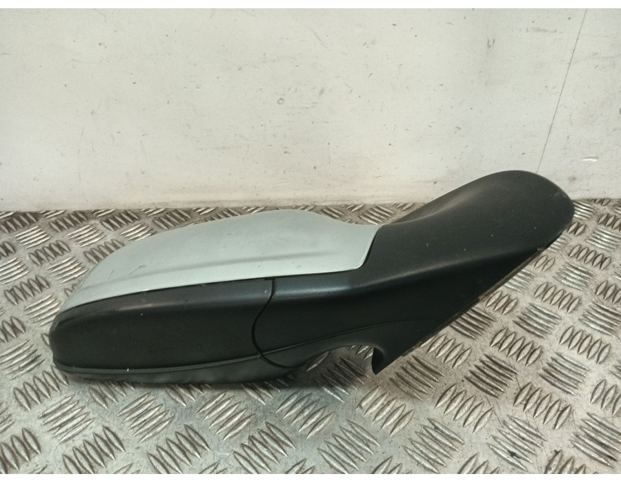 Recambio de retrovisor derecho para opel astra h (a04) 1.7 cdti (l48) referencia OEM IAM 13312948 430226 