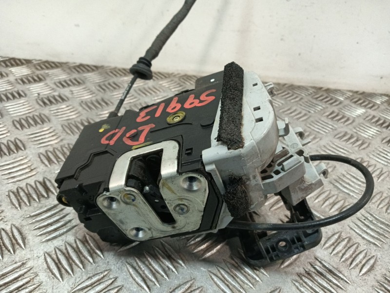 Recambio de cerradura puerta delantera derecha para hyundai ix20 (jc) 1.4 referencia OEM IAM 813201K020  