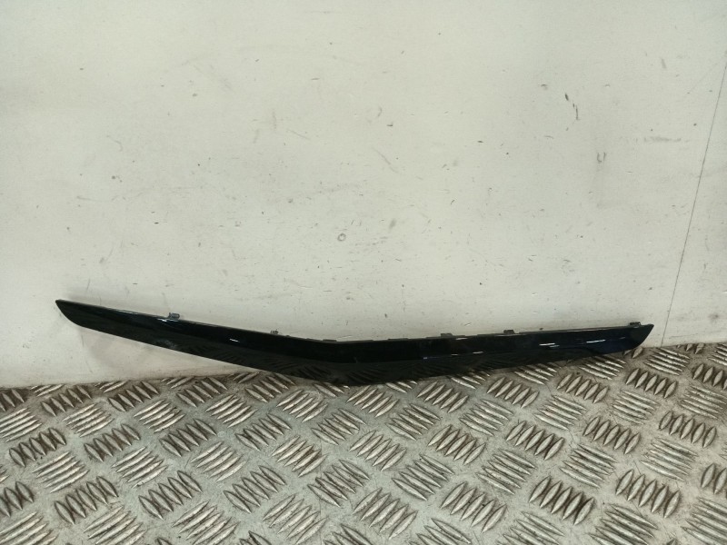 Recambio de moldura para ford ecosport 1.0 ecoboost referencia OEM IAM GN15A24185  