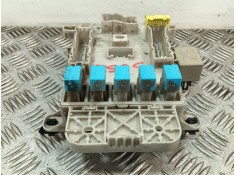 Recambio de caja reles / fusibles para toyota rav 4 (a2) 2.0 turbodiesel cat referencia OEM IAM 8198050030   2