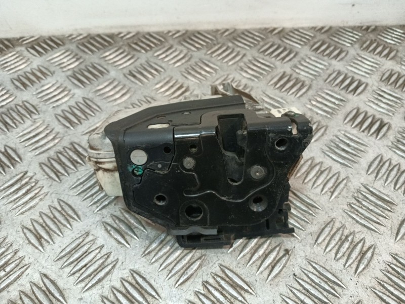 Recambio de cerradura puerta delantera izquierda para volkswagen passat b6 (3c2) 2.0 tdi 16v referencia OEM IAM 3C1837015B  