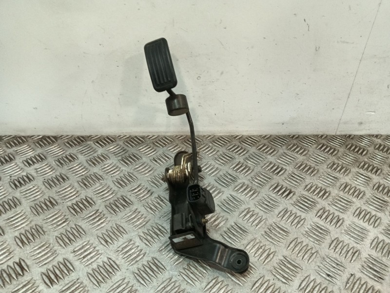 Recambio de potenciometro pedal para toyota rav 4 (a2) 2.0 turbodiesel cat referencia OEM IAM 8928133010  