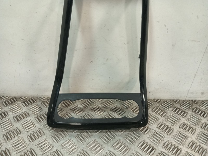 Recambio de moldura para ford ecosport 1.0 ecoboost referencia OEM IAM GN15A045A17FF3UAW  
