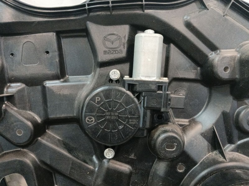 Recambio de elevalunas delantero izquierdo para mazda 3 lim. (bl) referencia OEM IAM BBM45997X  