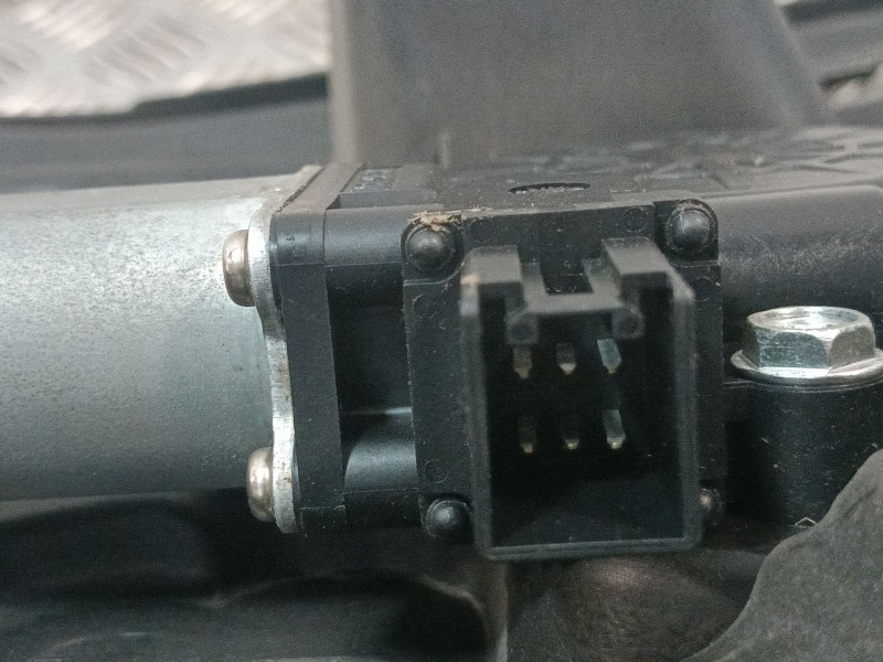 Recambio de elevalunas trasero derecho para mazda 3 lim. (bl) referencia OEM IAM BBM47297XA  