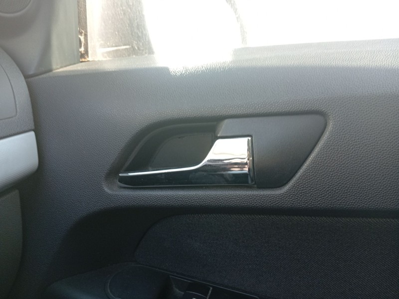 Recambio de maneta interior delantera derecha para opel astra h (a04) 1.6 (l48) referencia OEM IAM ACA68405  