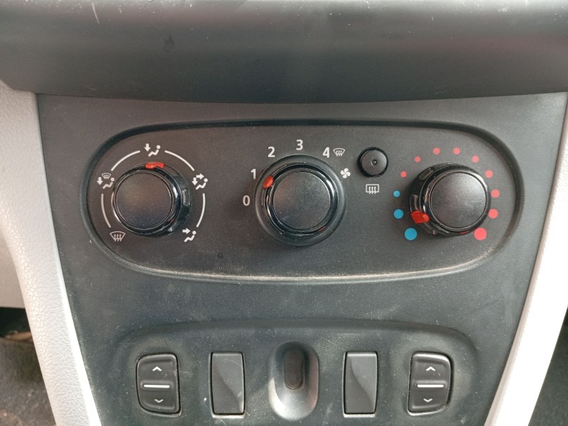 Recambio de mando climatizador para dacia sandero ii (b8_) tce 90 lpg (b8m1) referencia OEM IAM 5S4741000  