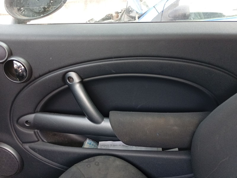 Recambio de guarnecido puerta delantera derecha para mini mini (r50, r53) one referencia OEM IAM 51407070590  