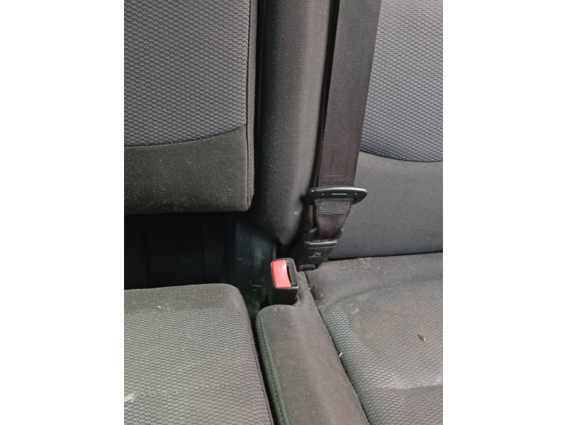 Recambio de enganche cinturon trasero izquierdo para mazda 5 (cr) 2.0 cd (cr19) referencia OEM IAM GJ6J57780C72  
