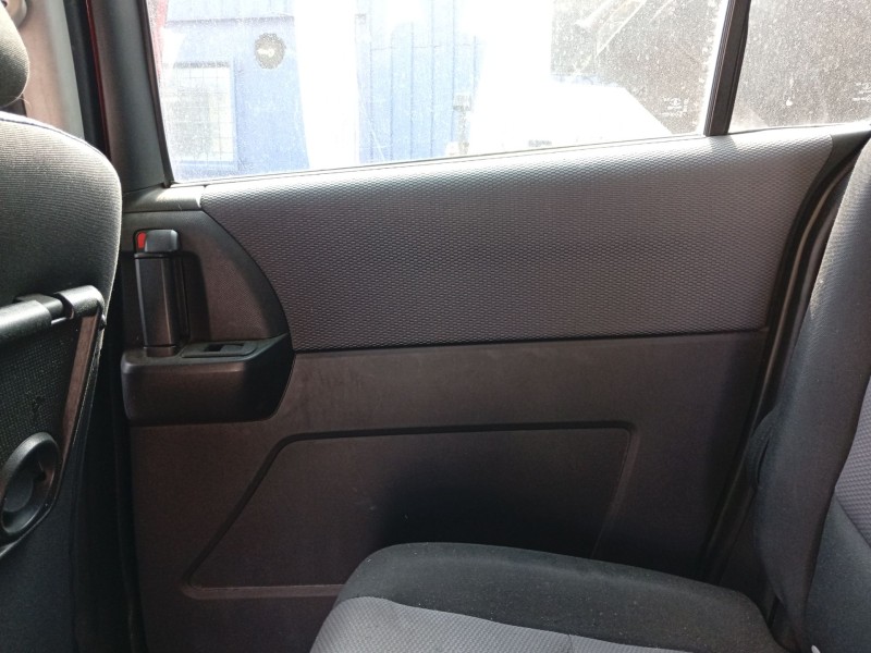 Recambio de guarnecido puerta trasera derecha para mazda 5 (cr) 2.0 cd (cr19) referencia OEM IAM C29168520B03  