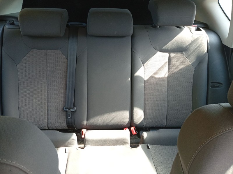 Recambio de asientos traseros para seat leon (1p1) 1.4 tsi referencia OEM IAM 1P0885375  