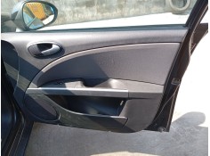 Recambio de guarnecido puerta delantera derecha para seat leon (1p1) 1.4 tsi referencia OEM IAM 1P0867012  