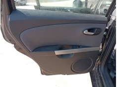 Recambio de guarnecido puerta trasera izquierda para seat leon (1p1) 1.4 tsi referencia OEM IAM 1P0867211  