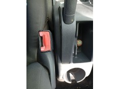 Recambio de enganche cinturon delantero izquierdo para volkswagen golf plus v (5m1, 521) 1.9 tdi referencia OEM IAM 1T0857819  