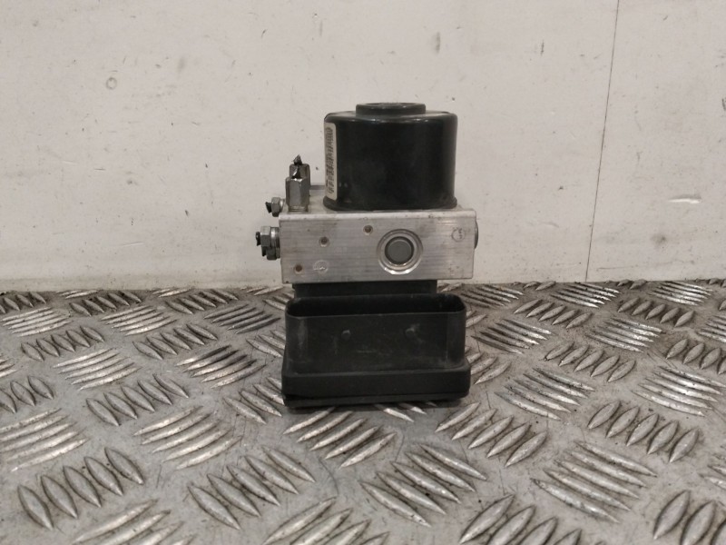 Recambio de abs para toyota yaris (_p9_) 1.4 d-4d (nlp90_) referencia OEM IAM 445100D031 06210207464 