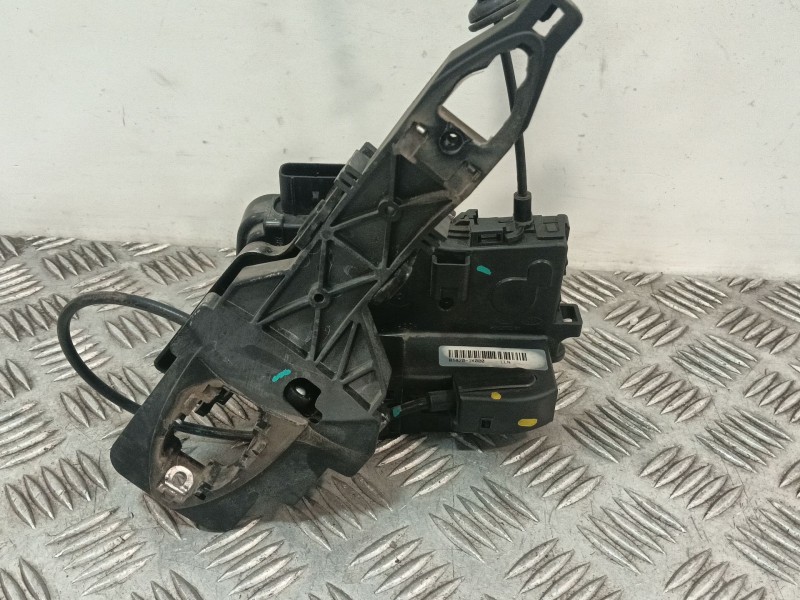 Recambio de cerradura puerta trasera derecha para hyundai ix20 (jc) 1.4 referencia OEM IAM 814201K000 814201K020 